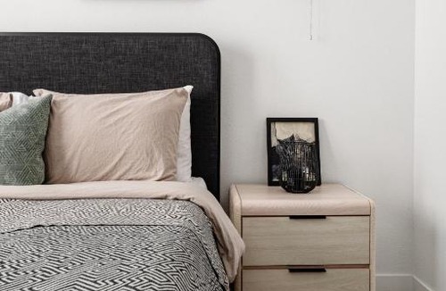 Washington Ave./ Memorial Park Apartment | Modern Lux Stay with City Views