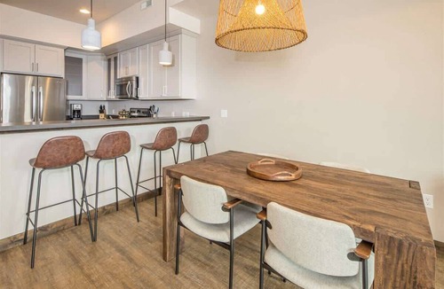 Big Sky Apartment | Modern Luxury 1 Bedroom Condo Big Sky Town Center