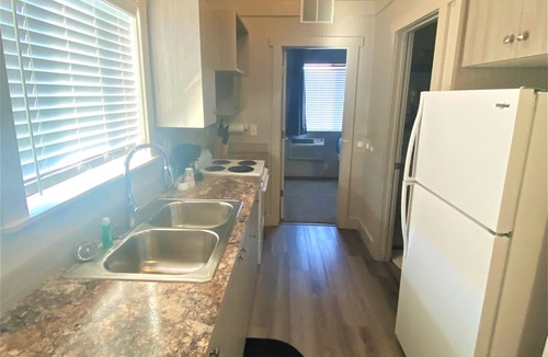 Ballard Cabin | Modern Mini-Home with Big Comfort — Perfect Base for Basin Adventures