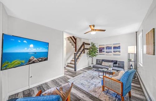 Gulph Mills House | Modern & Quant KOP 3 Bed/1 ba