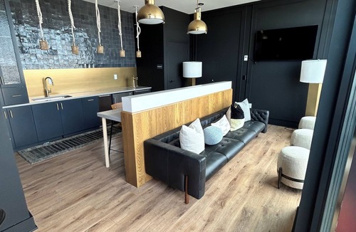 North Chesterfield Apartment | Modern Retreat with Balcony, mins to VCU,Fireplace & Sky Lounge Access