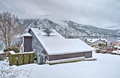 Wapato Point House | Modern Retreat with Hot Tub - Steps to Lake Chelan!