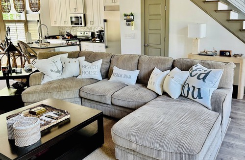 Murrells Inlet House | Modern & Sophisticated Townhouse within walking distance to The MarshWalk!