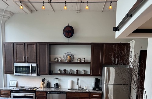 Scioto Mile Apartment | Modern Style Apartment-Heart of Downtown