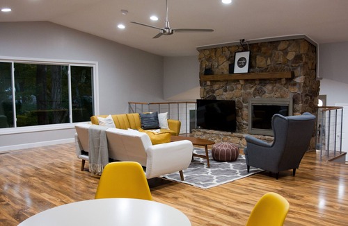West Lafayette House | ‼️‼️ Modern Wooded Retreat ‼️‼️ 6min to Purdue