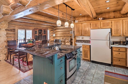 Columbia Falls House | Montana Cabin Getaway > 30 Min to Glacier National Park, with a sauna & fire pit