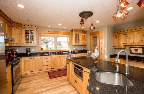 Kalispell House | Montana Dreams Getaway - The Lodge
