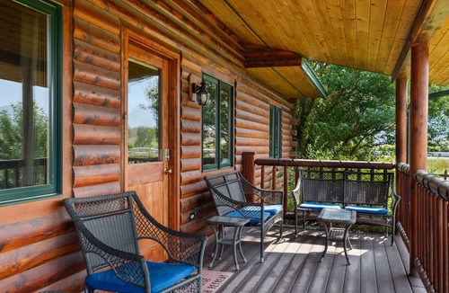 Livingston House | Montana Getaways Near Yellowstone National Park, Chico Hot Springs! Epic Views!