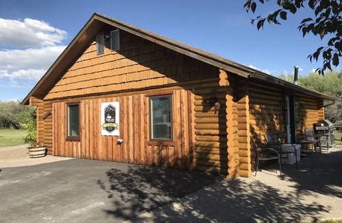 Dillon Cabin | Montana Inspired Cabin close to 4 season outdoor recreation