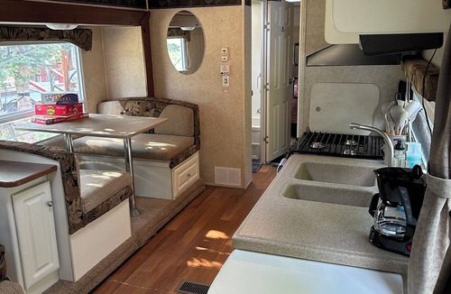 Babb House | Montana Moon Camper #1 on the Lake