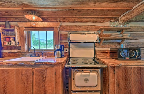 Hamilton Cabin | Montana Retreat: Original Hamilton Log Cabin!