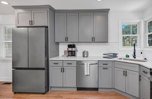 Rosewood House | Montgomery Rosewood Escape | Near USC