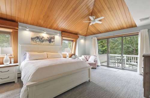 Bourne House | Monument Beach Cape Cod 4Bd Central AC Retreat