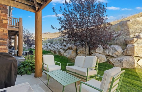 Eden Condo | Moose Hollow Corner Unit Near Powder Mountain Nordic Valley and Snowbasin