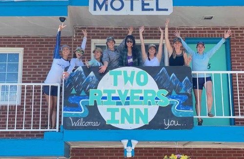 Thermopolis Hotel | Motel ∙ 4 guests