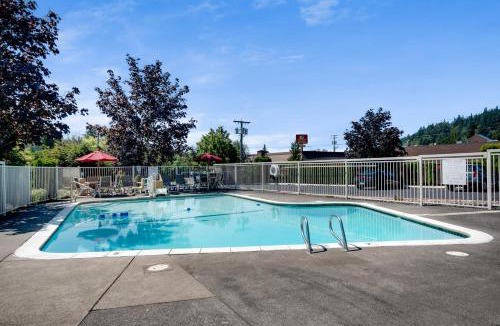 Sehome Hotel | Motel 6-Bellingham, WA