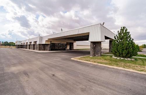 Chubbuck Hotel | Motel 6 Pocatello ID