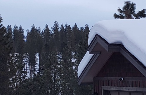 New Meadows Cabin | Mountain air and room to roam!