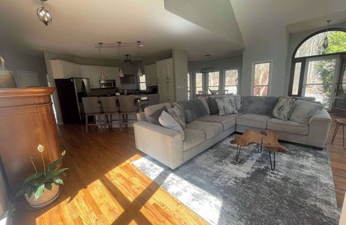 Kings Mountain House | Mountain Bliss Retreat, near Asheville & Charlotte
