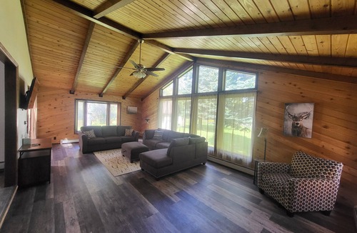 Saddlestring House | Mountain home retreat