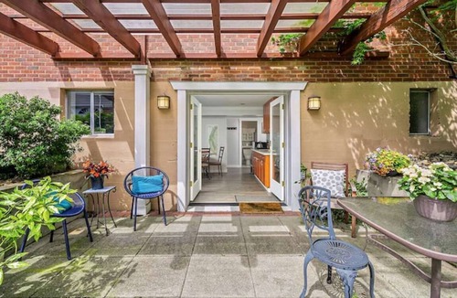 Ravenna Apartment | Mountain Themed Suite - Free Parking - Fast WIFI