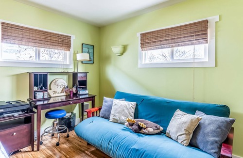 Dayton House | Mountain view escape with washer/dryer - walk to lake & beach