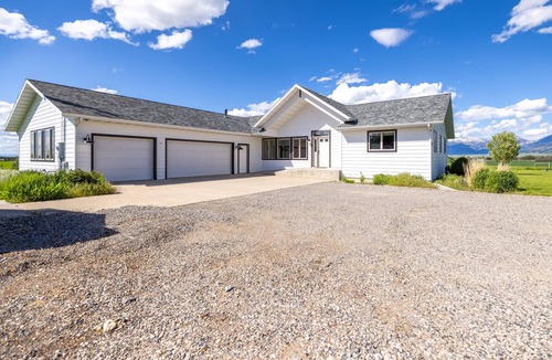 Bozeman House | Mountain View Home w/Hot Tub - Close to Downtown!