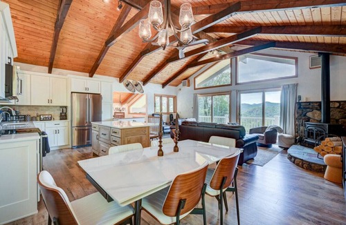 Jackson Ski Chalet | Mountain View Modern Chalet w/Fire Pit & AC