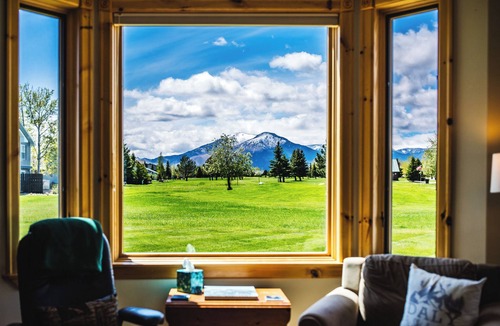 Red Lodge House | Mountain Views Golf Course Home/HotTub/Star Gazing/Ski/Hike/Golf/Family/WiFi