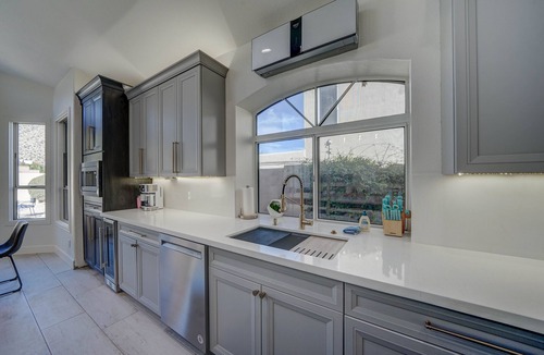 Camelot Ridge House | Mountain Views Heated Pool Hicking Trailheads 5 Beds 3 Baths Full Remodel Golf