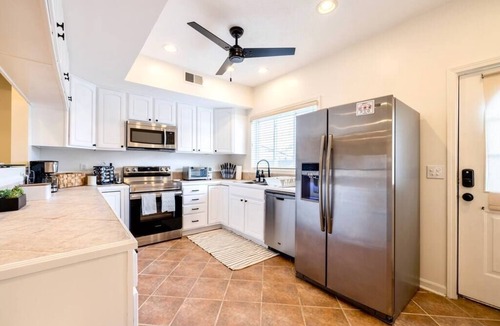 Tremont House | Movie Theater-Game Room-Parking-Heart Of Cleveland