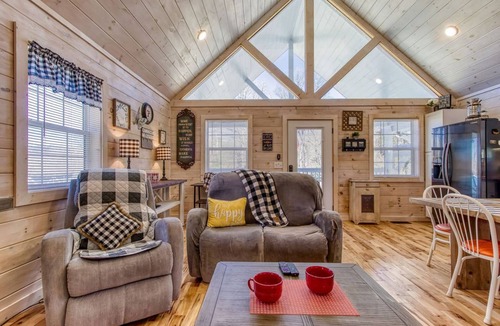 Smoky Mountains Cabin | My Happy Place, Mtn Views, WIFI, $685 FREE tickets each paid day!