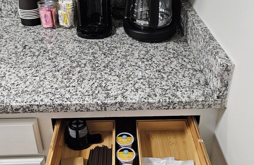 Columbus House | N. Columbus Townhome with 3bd, 2.5ba, Centrally Located!