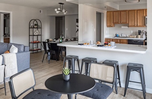 Crystal City Apartment | National Landing Spot Near Metro Sleeps 7