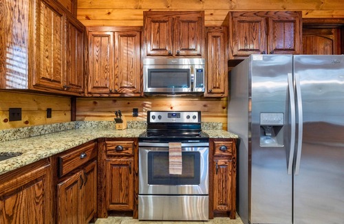 Broken Bow Cabin | Nature's Edge Resort | Pondside Retreat