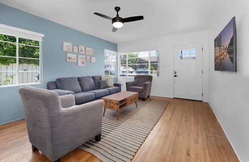 South Park House | Nature's Palette In The Heart Of South Park