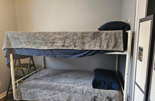Columbus House | Navarre Guest Rooms