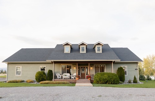 Columbia Falls House | Near Glacier w/2 King beds & views! Exceptionally clean w/lots of amenities!