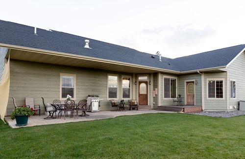Columbia Falls House | Near Glacier w/2 King beds & views! Exceptionally clean w/lots of amenities!