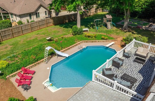 Mount Mourne House | Near Lake Norman, Pool, Hot Tub, Volleyball, Basketball, Pickleball, Putt Putt