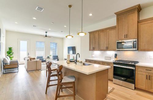 OST - South Union House | Near NRG Stadium & Med Center | Group Retreat