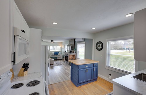 Ortonville House | Near Pine Knob, Lakes & Trails! Ortonville Getaway