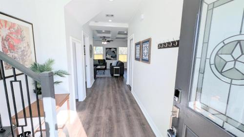 Beasley House | Near Rosenburg & Needville Sleeps 9 Pet Friendly