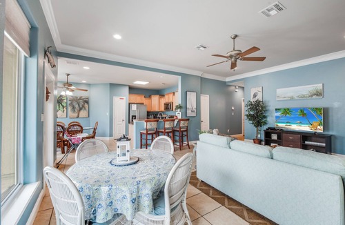 Safe Harbor House | Near the Beach! 3000 Sq Ft. Large 5 bedrooms 4 bath- Sleeps 16 max -Game Room
