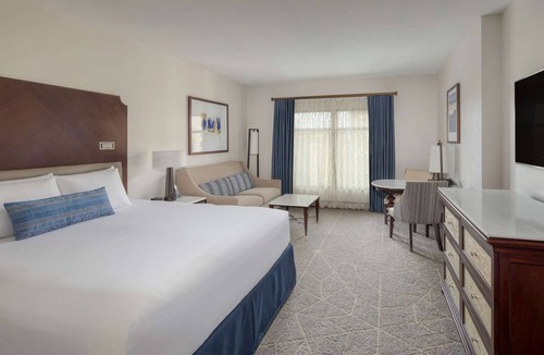 Florida Central Atlantic Coast Hotel | Near Walt Disney World Resort + Pools. Spa. Dining