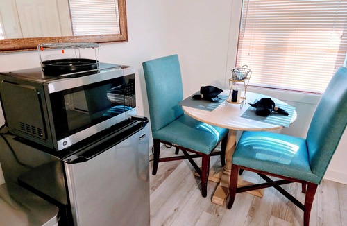 Fayetteville Apartment | New 2 Bedroom Suite w/Impressive Kitchenette in Fayetteville, NC