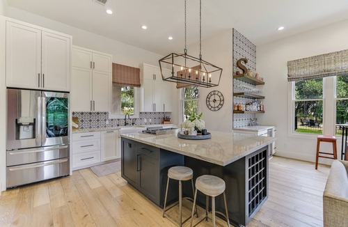 Austin House | NEW Above Sunset Canyon I Pool&Spa I Entertaining I Gym I Services