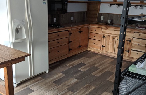 Thayne House | New apartment in shop with Indoor parking for toy trailers or vehicle.