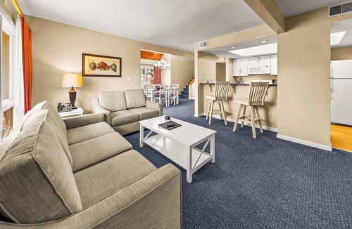 Fairfield Harbour Condo | New Bern Getaway Spacious 3-Bedroom Townhome with Resort Amenities!