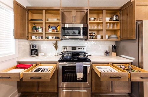 Vancouver House | New Build, Great Value near Downtown Vancouver & Waterfront